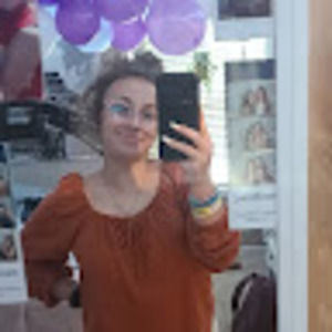 Meet your Posher, Lily